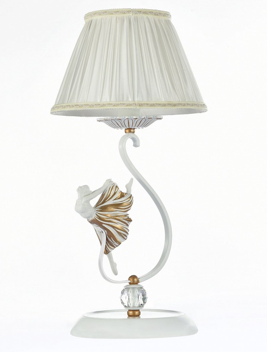 Lampy stołowe do salonu sprawdzą się zarówno w klasycznych, jak i nowoczesnych wnętrzach.